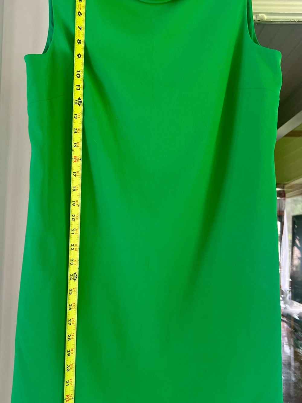 Alex Marie Emerald Green Sleeveless Shift Dress - Picture 4 of 10